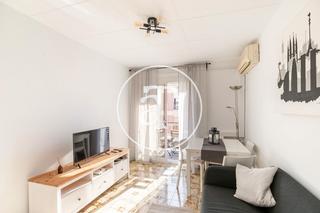 Affitto Appartamento  Carrer d'alcúdia. Piso de alquiler temporal de 2 habitaciones y estudio en nou bar