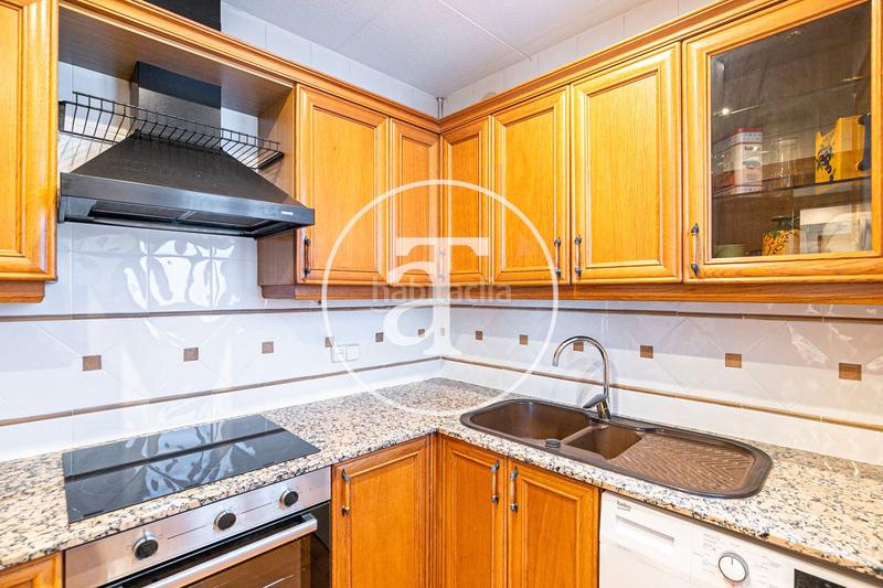 Foto 78e77a70-36b1-4959-b389-e060b255d411. Rent flat with heating in Collblanc Hospitalet de Llobregat (L´)