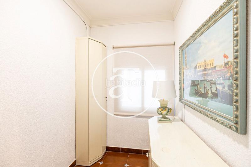Foto d82698f2-610b-47c7-83f3-f234866bed95. Rent flat with heating in Collblanc Hospitalet de Llobregat (L´)