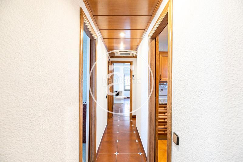 Foto f9bc34c3-3114-4c1b-840a-0e011f420123. Rent flat with heating in Collblanc Hospitalet de Llobregat (L´)