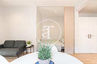Rent Flat in Carrer de guifré 1. Piso de alquiler temporal de 1 habitación en carrer de guifré