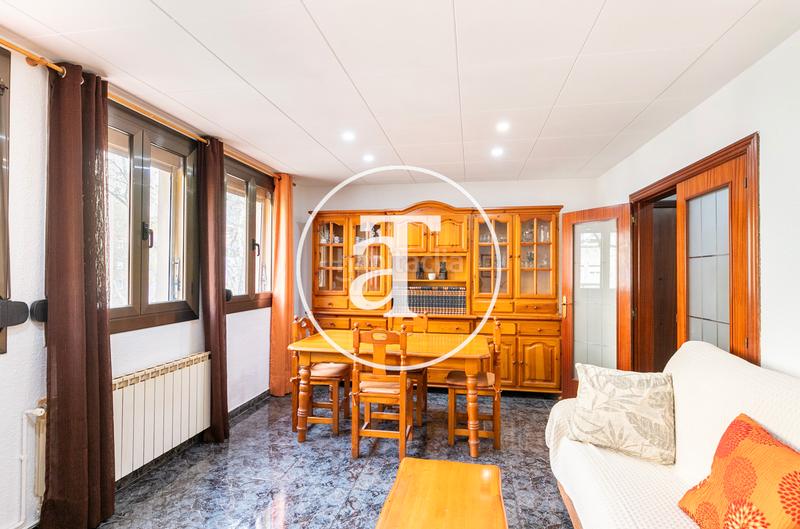 Foto b39fcd32-cf00-45b8-abc4-be3b3715cb63. Affitto appartamento in calle almirall churruca 10 in Barcelona
