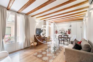 Location Appartement  Carrer dels canvis vells. Piso de alquiler temporal con 1 habitacin en el born