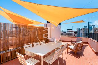 Location Appartement à Carrer de milans 5. Ático de alquiler temporal de 1 habitación en el gótico