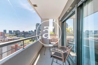 Lloguer Apartament a Carrer de bac de roda 100. Piso de alquiler temporal de 2 habitaciones, terraza y piscina c