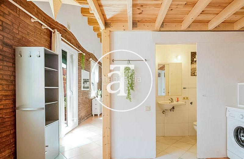 Foto 73e50bbe-f502-470e-a1a6-c64afdbfb605. Rent duplex in carrer de la sal 12 in Barceloneta Barcelona