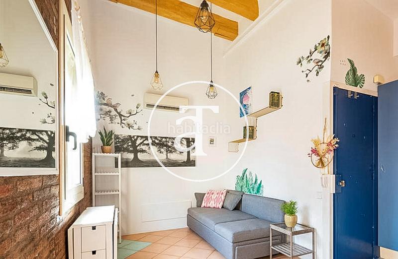 Foto e0f18a81-7351-4f1c-9850-9f78878cebc6. Rent duplex in carrer de la sal 12 in Barceloneta Barcelona