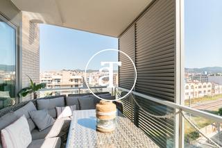 Lloguer Pis a Carrer estrop 3. Piso de alquiler temporal de 2 habitaciones, terraza con vista a