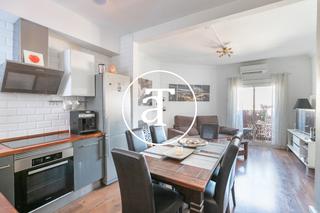 Location Attique à Avinguda de roma 97. Ático de alquiler temporal de 3 habitaciones en av. roma