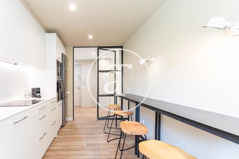 Foto 5850122a-7ec2-43f0-88b3-89d56fd78d95. Affitto appartamento in calle del capitán arenas 38 in Barcelona