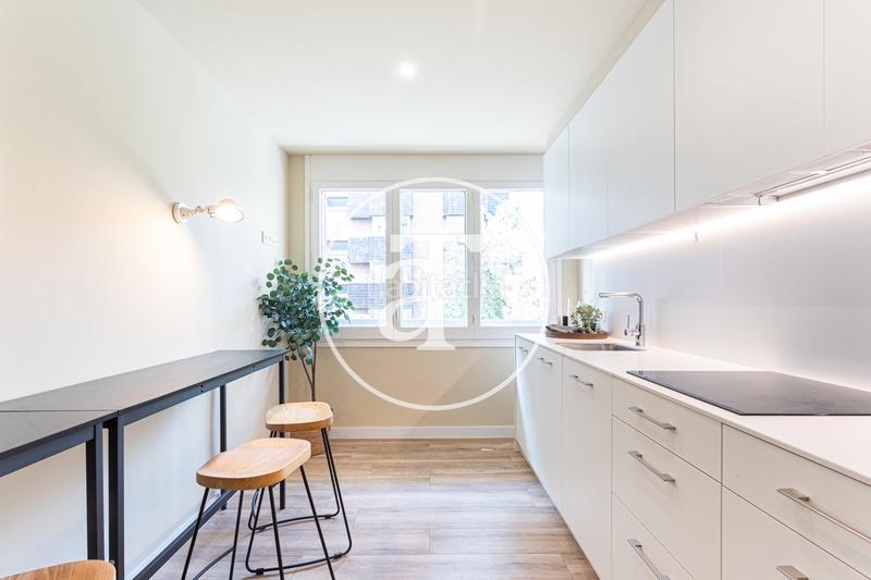 Foto d106d58c-a2d5-4ec9-bb62-45e634c8d36d. Rent flat in calle del capitán arenas 38 in Sarrià Barcelona