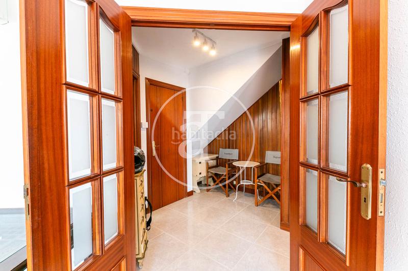 Foto 35fb88e7-ec4f-4c23-913c-bd9bcd43f9e6. Rent penthouse with parking in El Camp de l´Arpa del Clot Barcelona