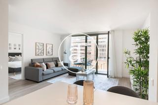 Affitto Appartamento  Carrer de rocafort. Piso de alquiler temporal a estrenar de 2 habitaciones y terraza