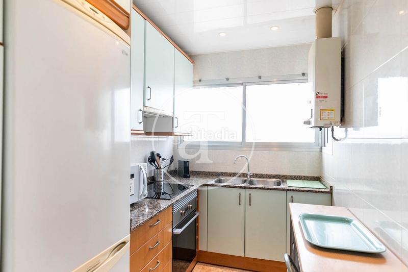 Foto de8f2ee0-3843-4eb0-90e2-3f0794aaaa6e. Affitto appartamento in carrer dels montfar 11 in Barcelona