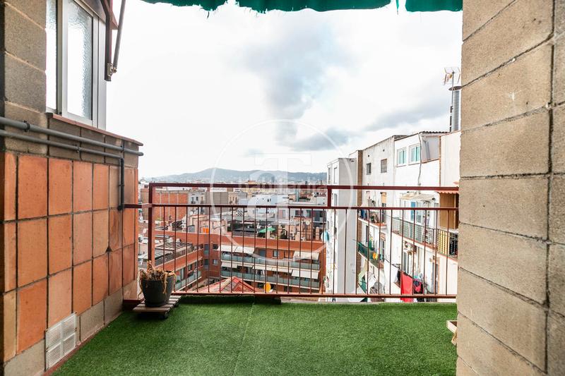 Foto 2442c40c-72bf-4122-92b8-e6a0b21cba2c. Location appartement dans carrer dels montfar 11 dans Barcelona