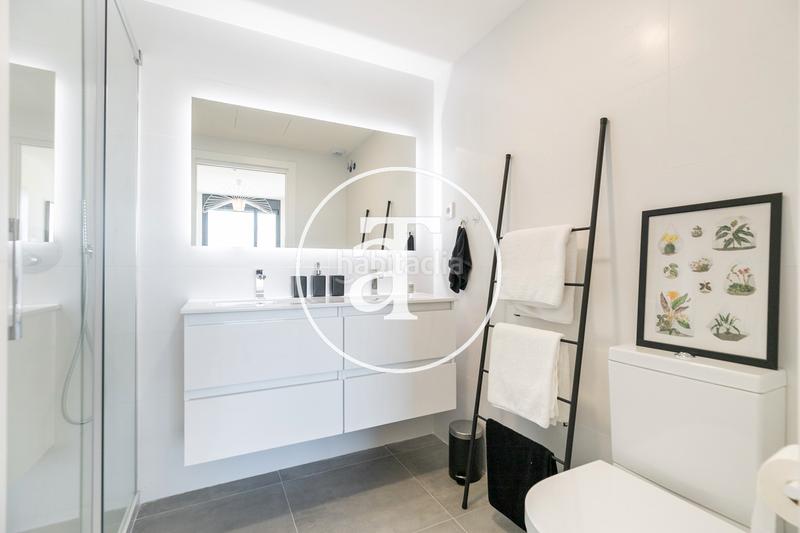 Foto 54bfba48-8563-4609-b041-689a3cf022fd. Rent flat in passeig del mare nostrum 63 in Port Badalona