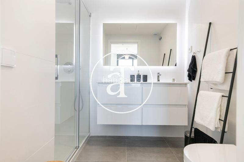 Foto cb677053-43a9-47b4-ba00-410fe073da98. Rent flat in passeig del mare nostrum 63 in Port Badalona