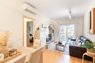 Location Appartement à Carrer de la riera blanca 81. Piso de alquiler temporal de 4 habitaciones con balcón en sants