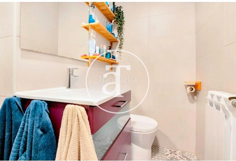 Foto 3d8adff4-9b83-40d9-bda1-3da05ba7b33c. Location appartement avec chauffage parking dans Montbau Barcelona