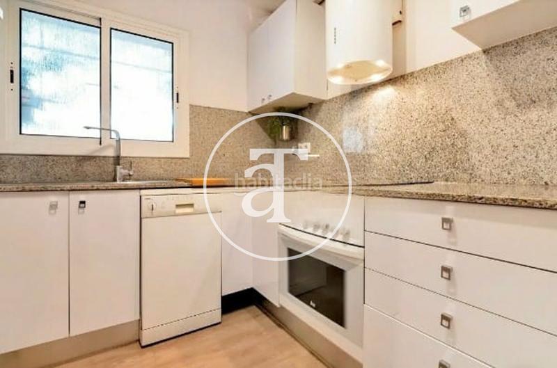 Foto f174c8fb-6004-439f-aefb-690443fcbb18. Location appartement avec chauffage parking dans Montbau Barcelona