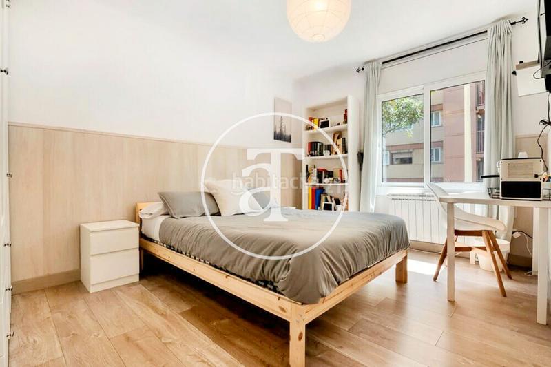 Foto 873f2d44-aad7-47f9-bd48-9d3c122062eb. Rent flat with heating parking in Montbau Barcelona