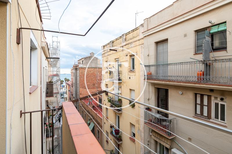 Foto 22e88ab6-e102-4eae-b03b-24c9d693f4ce. Alquiler piso  de alquiler temporal de 2 habitaciones y 2 baños con balcón en la Barceloneta en Barcelona
