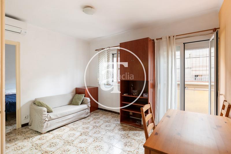 Foto 29aeb24f-007c-4f9a-9b6d-e0f5cb3e5d39. Alquiler piso  de alquiler temporal de 2 habitaciones y 2 baños con balcón en la Barceloneta en Barcelona