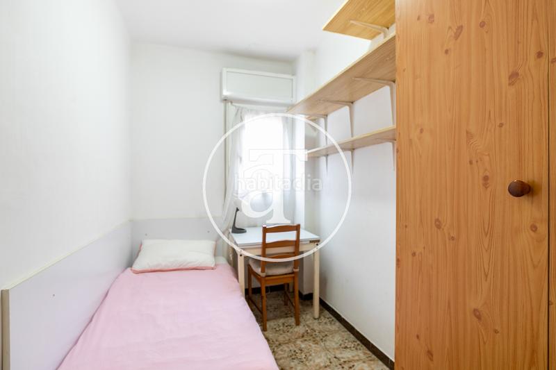 Foto 5feea04d-f0f9-4cbb-a967-fc33275fc9f3. Alquiler piso  de alquiler temporal de 2 habitaciones y 2 baños con balcón en la Barceloneta en Barcelona