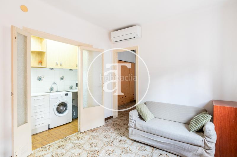 Foto 625b34f3-22ea-4e53-b024-437905833c4d. Alquiler piso  de alquiler temporal de 2 habitaciones y 2 baños con balcón en la Barceloneta en Barcelona