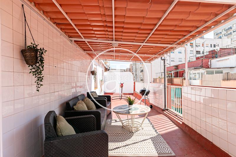 Foto 1897c12f-5d3d-44f5-9e1e-884dd65355cf. Alquiler piso ático de alquiler temporal de 3 habitaciones con terraza en hospitalet de llobregat en Hospitalet de Llobregat (L´)