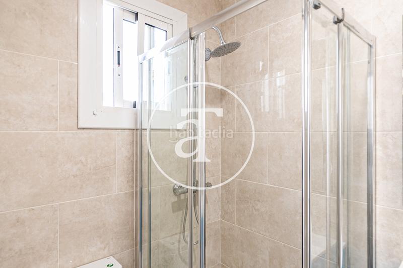 Foto 226b6351-4b82-4613-83f3-f936582b5bdc. Alquiler piso ático de alquiler temporal de 3 habitaciones con terraza en hospitalet de llobregat en Hospitalet de Llobregat (L´)