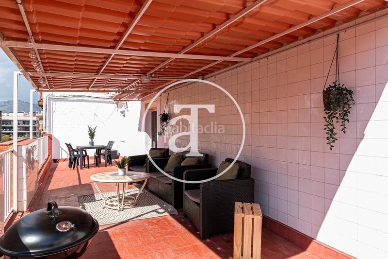 Foto 910f8651-206c-49d9-a051-18c33a49c562. Alquiler piso ático de alquiler temporal de 3 habitaciones con terraza en hospitalet de llobregat en Hospitalet de Llobregat (L´)