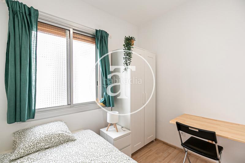 Foto a5060f4e-c6f1-4c61-8394-56c2bf1ccf55. Alquiler piso ático de alquiler temporal de 3 habitaciones con terraza en hospitalet de llobregat en Hospitalet de Llobregat (L´)