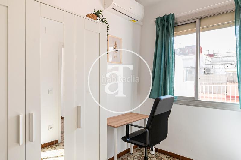 Foto c8fb734a-a04f-4424-aec8-d80079448ae4. Alquiler piso ático de alquiler temporal de 3 habitaciones con terraza en hospitalet de llobregat en Hospitalet de Llobregat (L´)