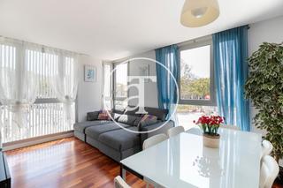 Affitto Appartamento  Carrer del doctor aiguader. Piso de alquiler temporal de 2 habitaciones y 2 baños y plaza de