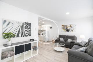 Alquiler Piso en Carrer de sicília 406. Piso de alquiler temporal de 2 habitaciones y 1 baño en gràcia