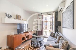Alquiler Piso  Carrer de la diputació. Piso de alquiler temporal de 2 habitaciones con 1 baño y aseo co