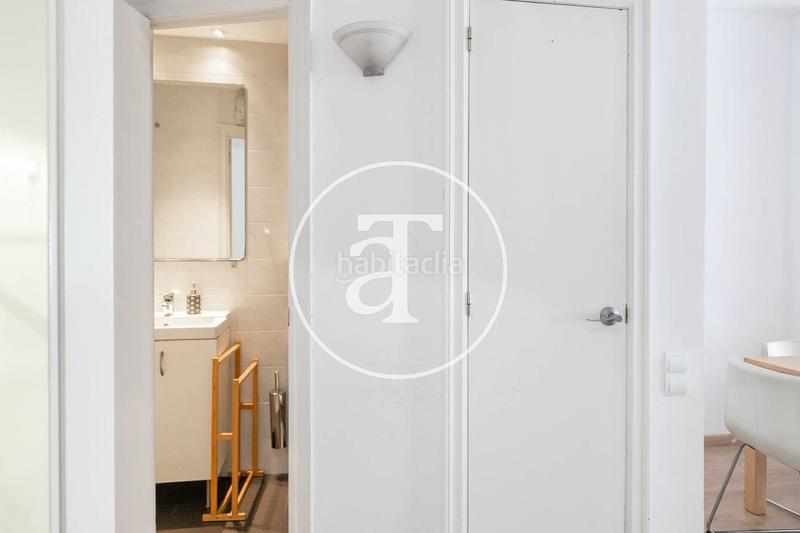 Foto be50b9d6-4e9f-4115-8640-b63860bc72b7. Alquiler piso en carrer de ríos rosas 57 piso de alquiler temporal de 1 habitación con vestidor y 1 baño en sarrià - sant gervasi en Barcelona