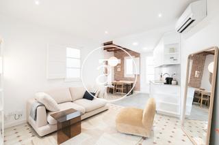 Location Appartement à Carrer de ribes 63. Piso de alquiler temporal de 2 habitaciones con 1 baño y 1 aseo