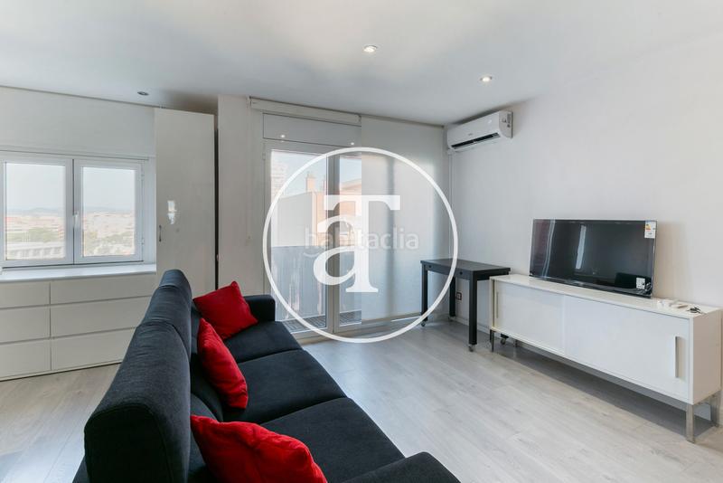 Foto 4fc5ba73-932b-4d1d-a35f-597da84d5d34. Rent studio with heating in Can Clota Esplugues de Llobregat