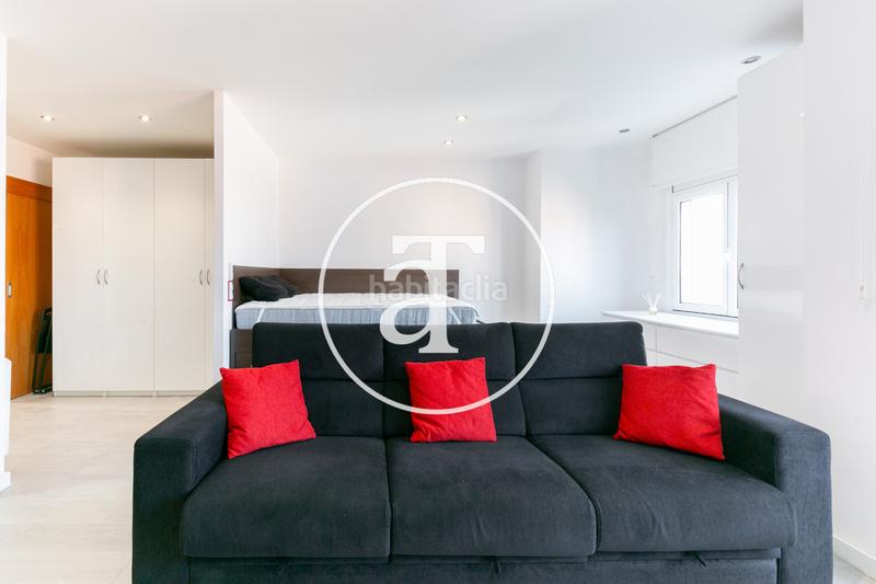 Foto d3dfe502-132b-4949-b0e9-985cc40c2b1b. Rent studio with heating in Can Clota Esplugues de Llobregat