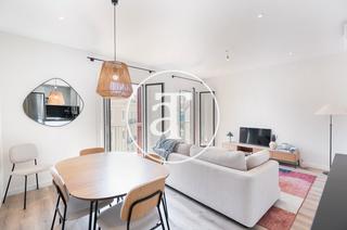 Miete Etagenwohnung in Carrer de calàbria 228. Piso de alquiler temporal de 1 habitación y 1 baño con terraza e