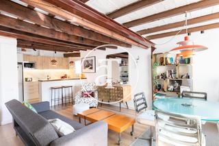 Lloguer Àtic  Carrer de la seca. Piso de alquiler temporal de 1 habitación y 1 baño con terraza e