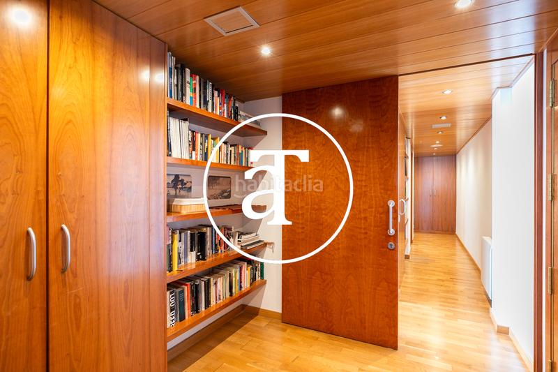 Foto d21f0840-b120-42b2-a78c-dbeaef88e8dd. Alquiler ático en carrer d'aribau 166 ático de alquiler temporal de 3 habitaciones y 2 baños con balcón y terraza en el eixample en Barcelona