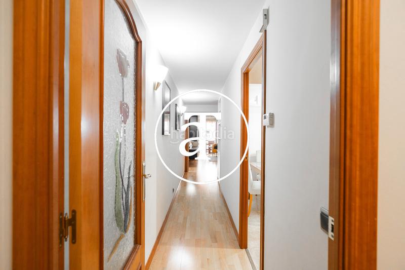 Foto 300f7ff0-7733-4c72-a894-8efe1ede62f2. Rent flat with heating in Sant Antoni Barcelona