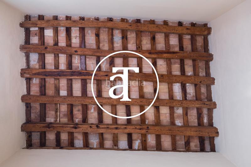 Foto 654ae4c9-3888-4a85-b52d-da83f595b910. Location appartement avec chauffage dans Gòtic Barcelona