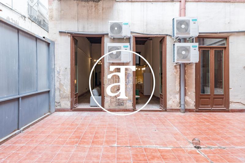 Foto 22d62f79-6305-4ed3-a55c-10cb235cd38c. Miete etagenwohnung mit heizung in Gòtic Barcelona