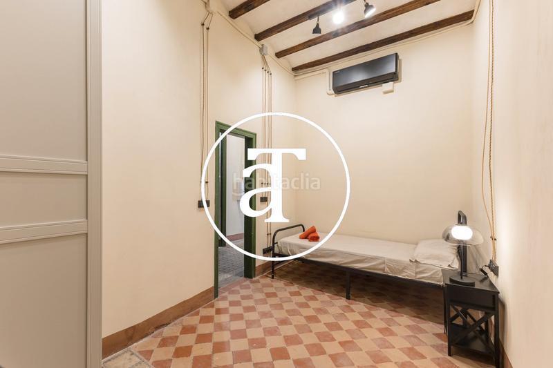 Foto 59d2fc51-22eb-475a-9d72-639050b6e243. Miete etagenwohnung mit heizung in Gòtic Barcelona