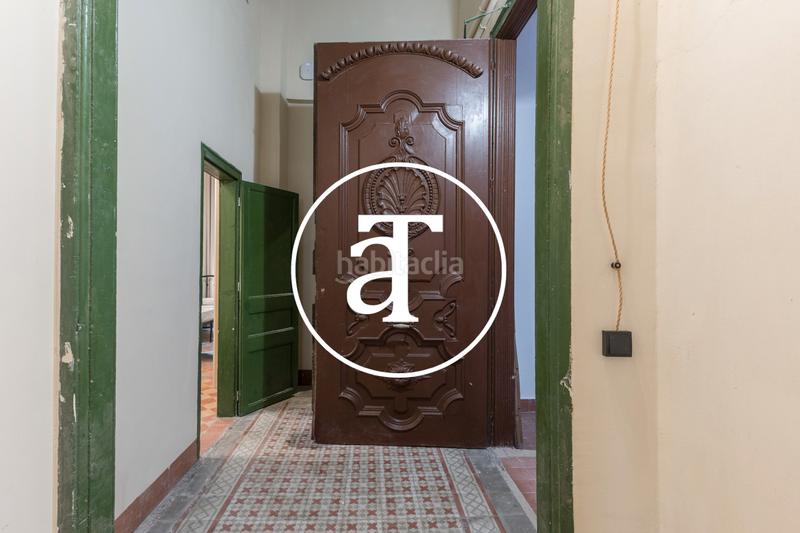 Foto 7d4678e6-2d0b-4d85-9595-3b6fdf61c1fd. Miete etagenwohnung mit heizung in Gòtic Barcelona