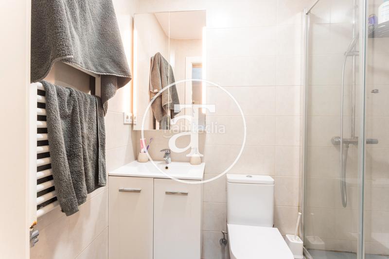 Foto 9a27c970-25fc-4916-a9c2-929b26a162e9. Alquiler piso  de alquiler temporal de 2 habitaciones y 1 baño en calle aragó en el eixample en Barcelona